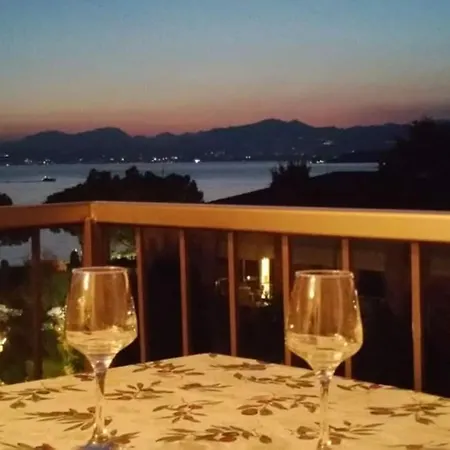 Ferienwohnung Mit Seeblick & Privatem * Bardolino