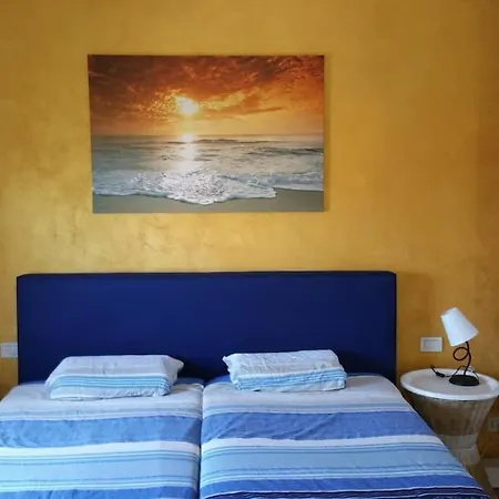 Ferienwohnung Mit Seeblick & Privatem Apartment