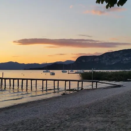 Ferienwohnung Mit Seeblick & Privatem *