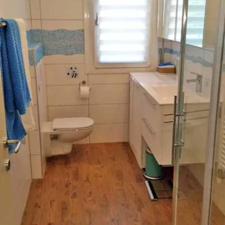 Ferienwohnung Mit Seeblick & Privatem Apartment